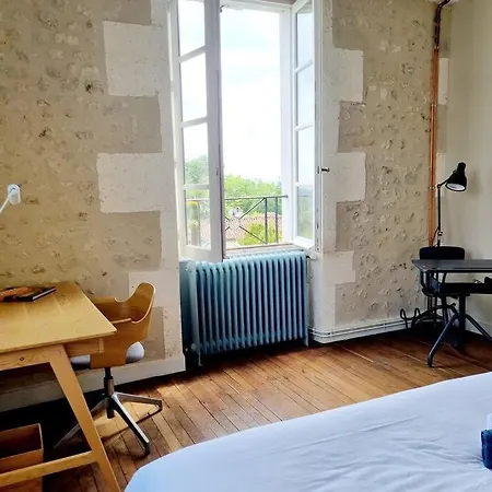 Le Presbytere De St-laurent Saint-Laurent-de-Belzagot