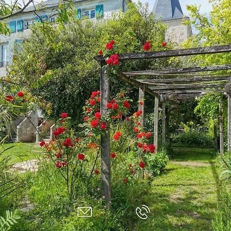 Villa Le Presbytere De St-laurent Saint-Laurent-de-Belzagot