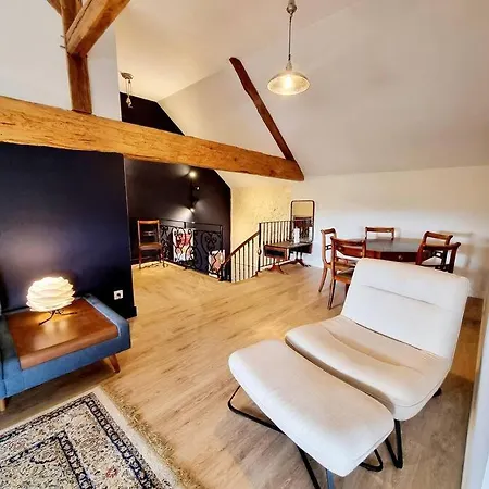 Le Presbytere De St-laurent Saint-Laurent-de-Belzagot