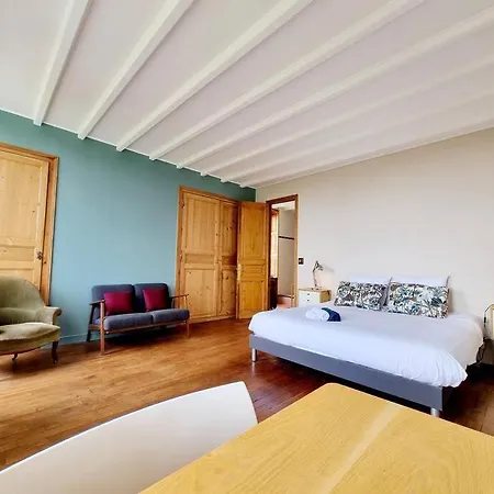 Le Presbytere De St-laurent Villa Saint-Laurent-de-Belzagot