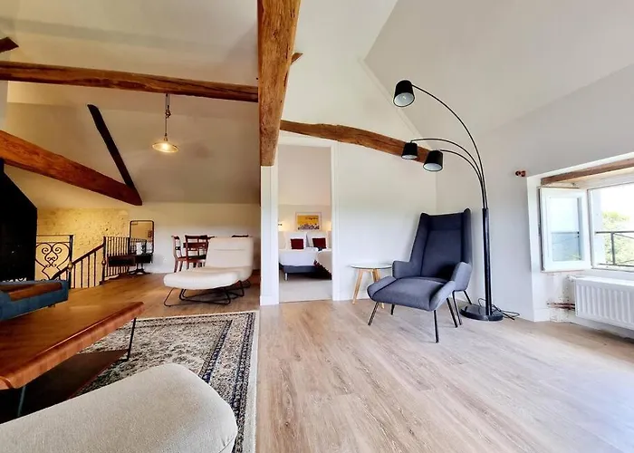 Villa Le Presbytere De St-laurent *