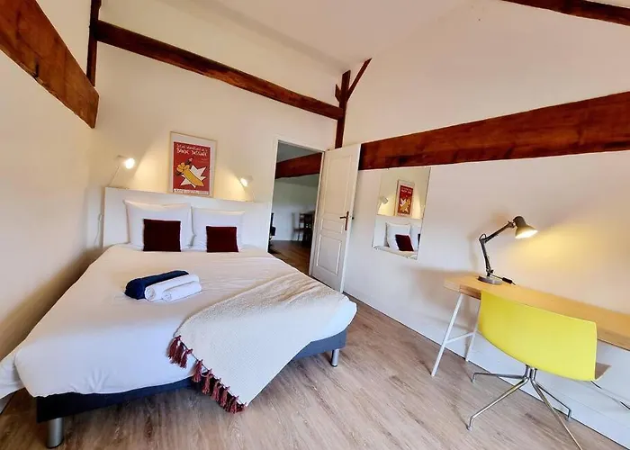 Le Presbytere De St-laurent Saint-Laurent-de-Belzagot