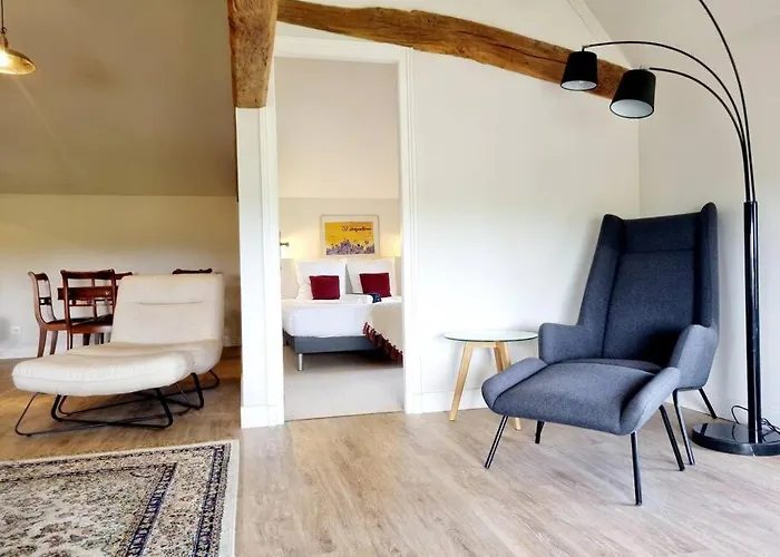 Le Presbytere De St-laurent Villa Saint-Laurent-de-Belzagot