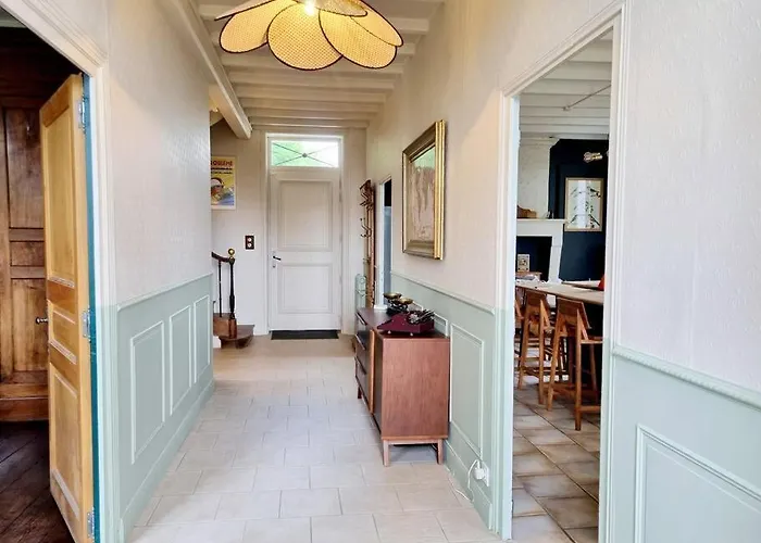 Le Presbytere De St-laurent * Saint-Laurent-de-Belzagot