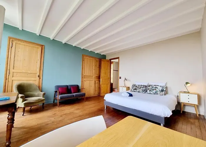 Le Presbytere De St-laurent Villa Saint-Laurent-de-Belzagot